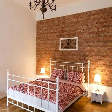 Old Eroilor - Ultracentral & Free Parking Cluj-Napoca