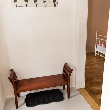 Apartment Old Eroilor - Ultracentral & Free Parking Cluj-Napoca